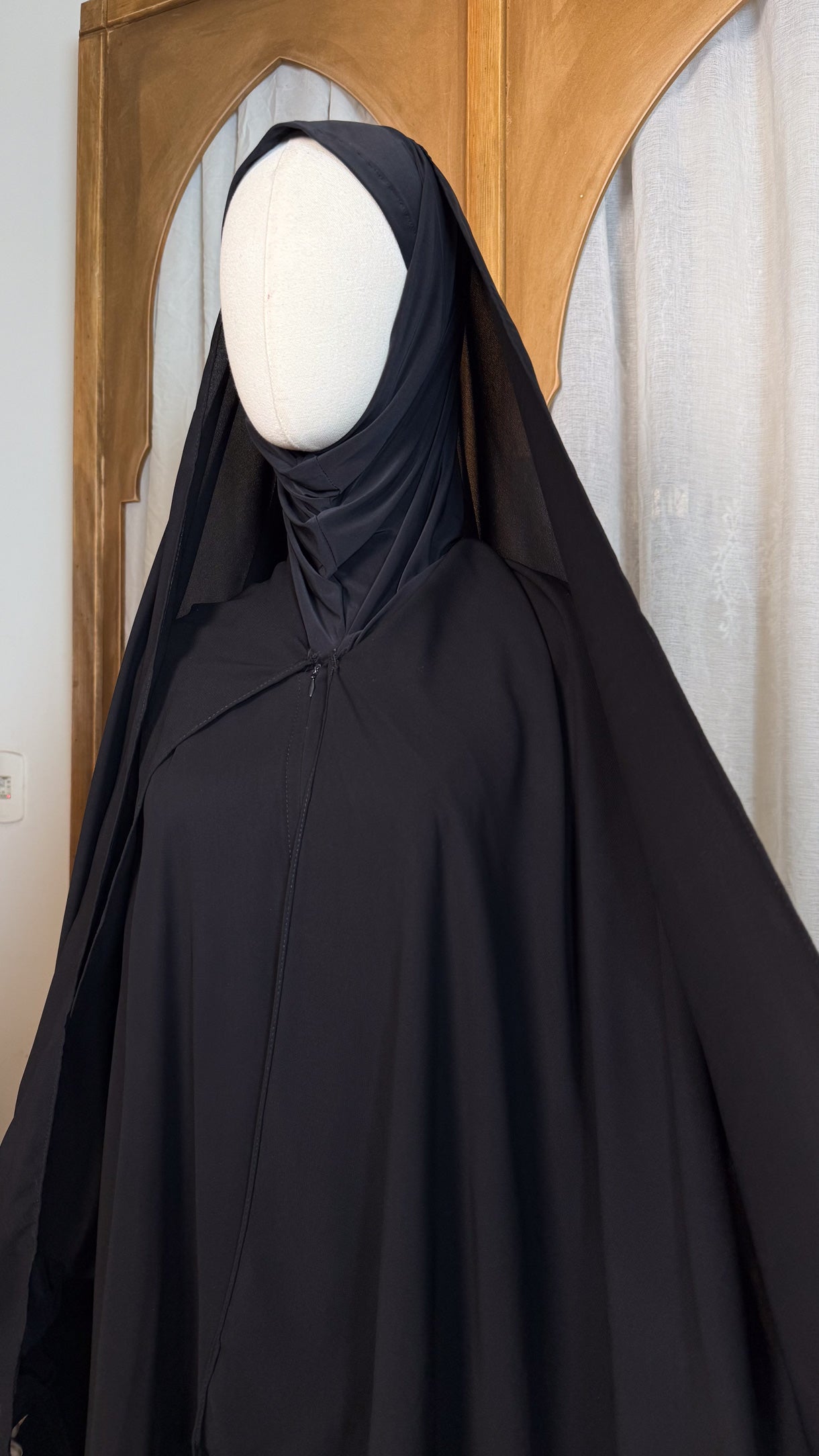 Cascade Abaya