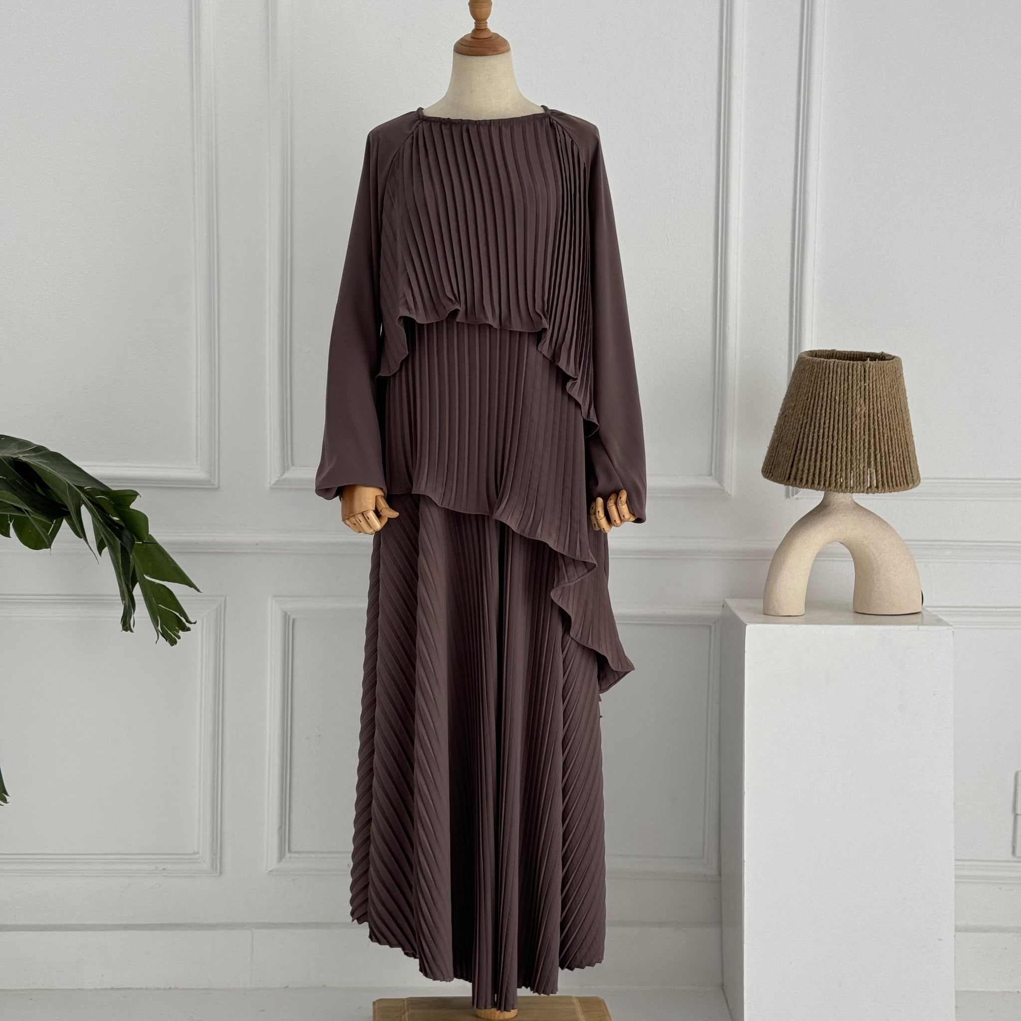 Set Of Diagonal Pleated Top & Pleated Skirt