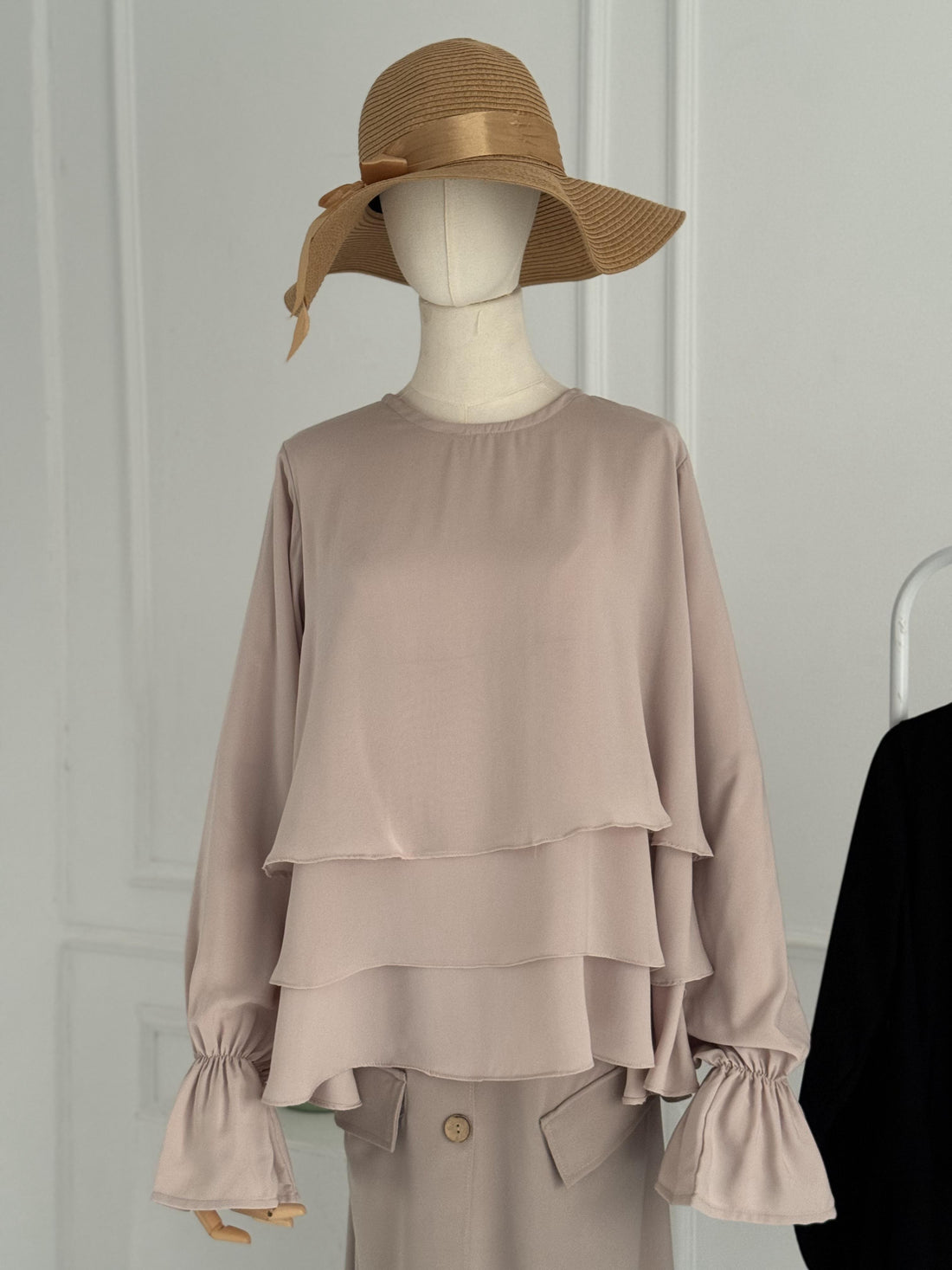 Layered Grace Set (light Café)