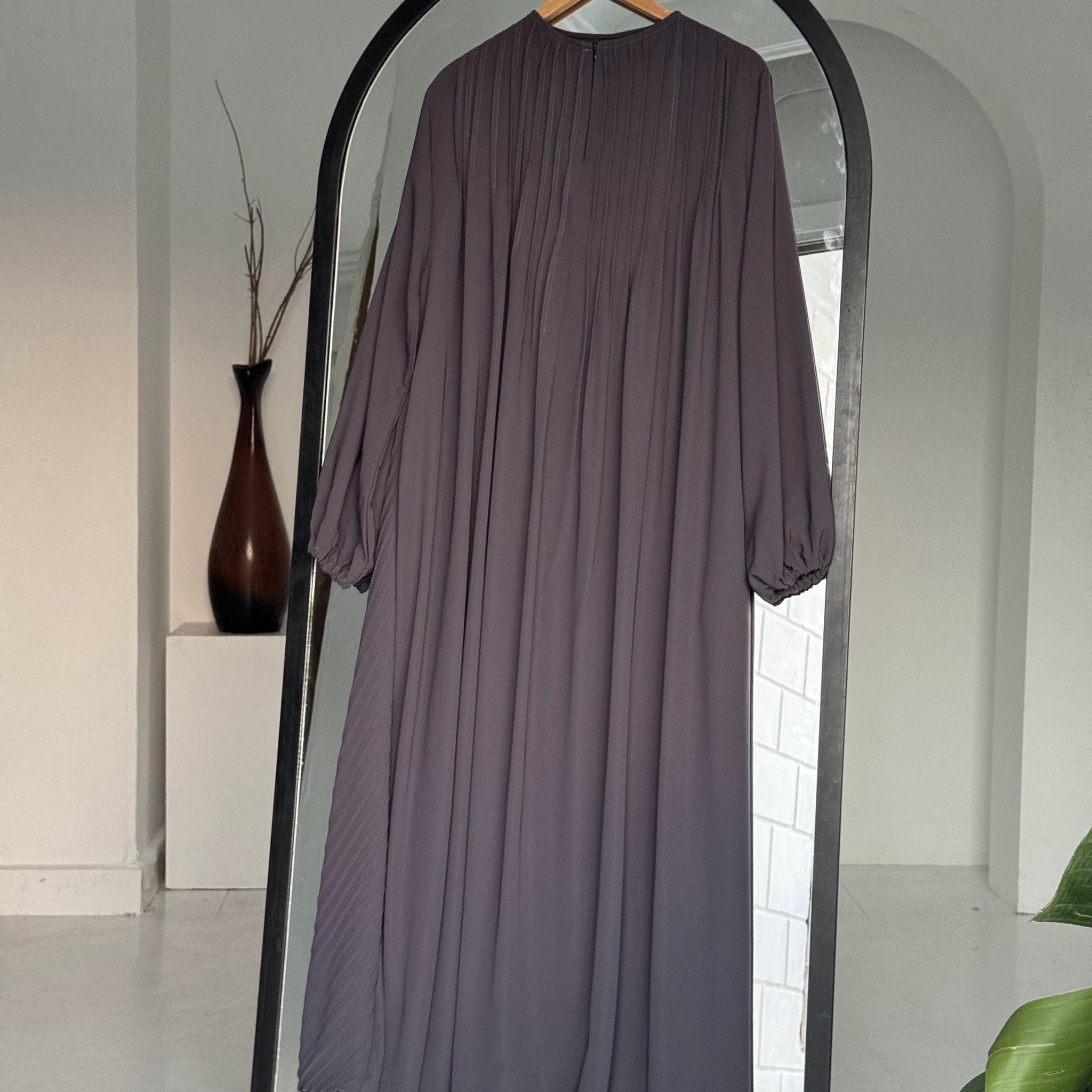 AlQamar abaya (Grey)
