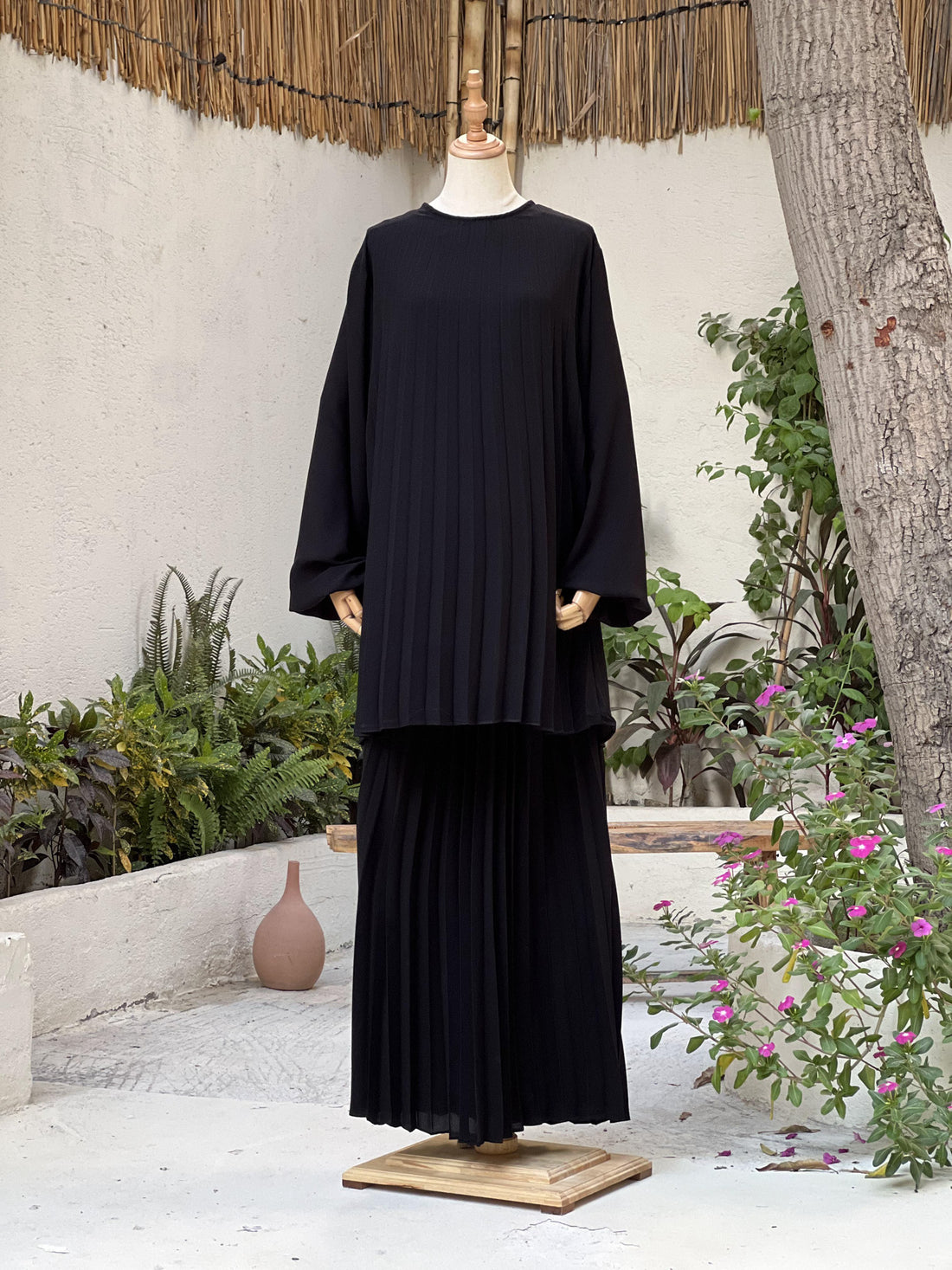 Fluid Pleats Set (Black)