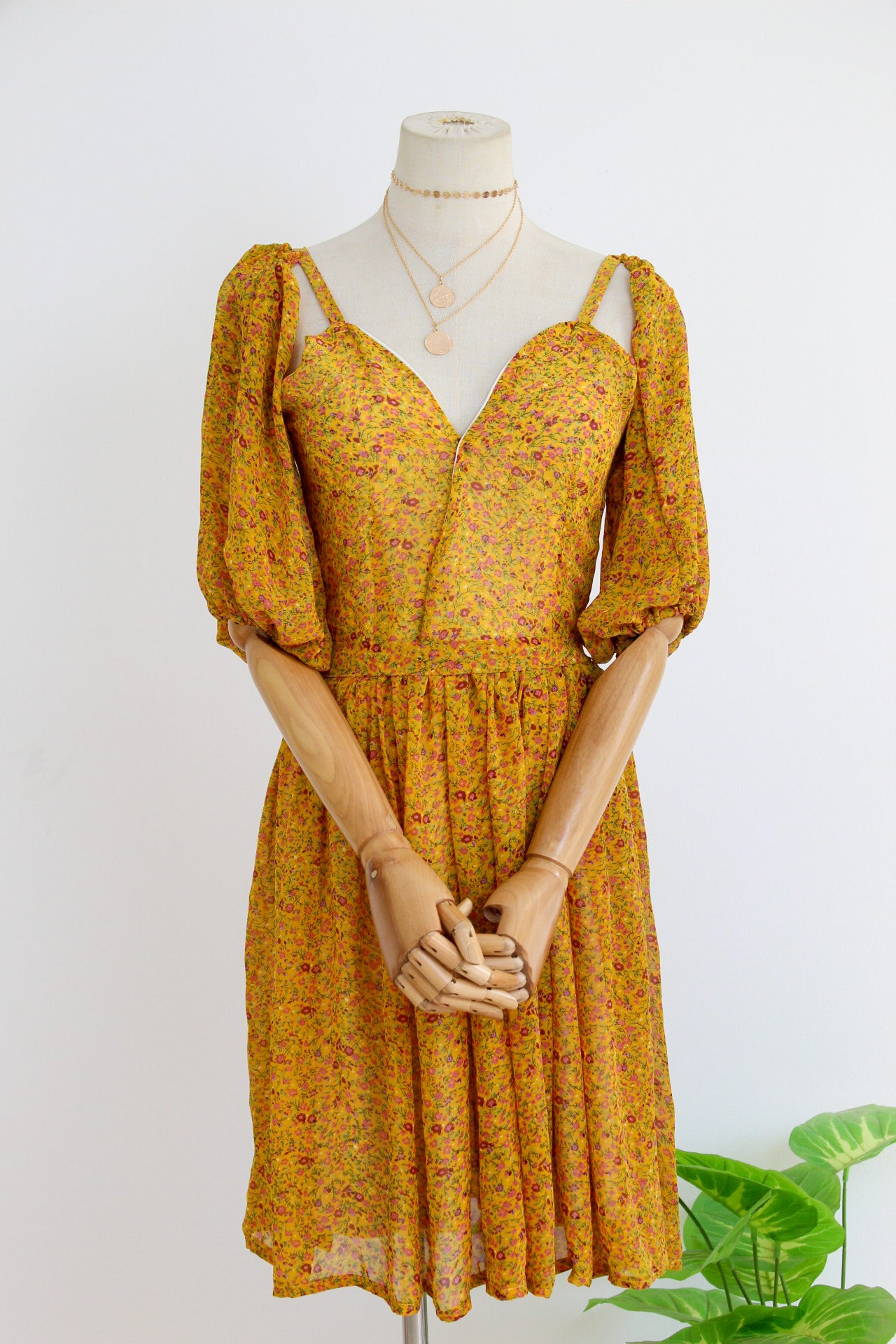 Crossing Sides Chest Floral Dress With Removable Belt