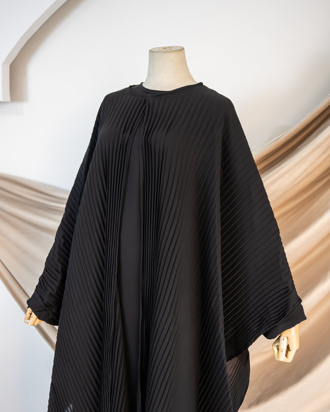 Pleated Chiffon Qfttan