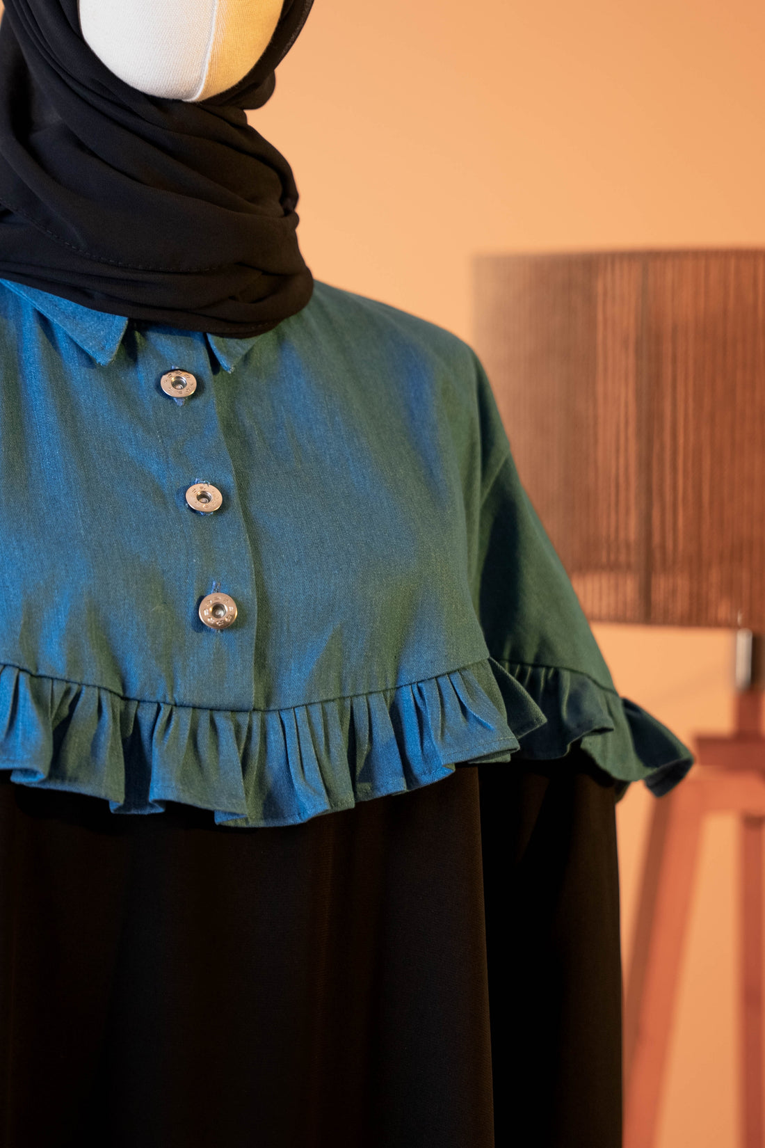 Leil Abaya